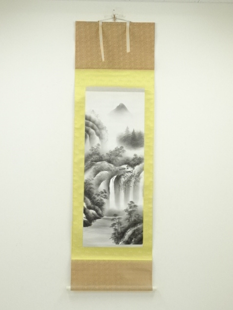 JAPANESE HANGING SCROLL / HAND PAINTED / LANDSCAPE